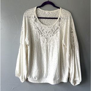 Maurices cream colored sweater with beautiful lace detail, size XXL